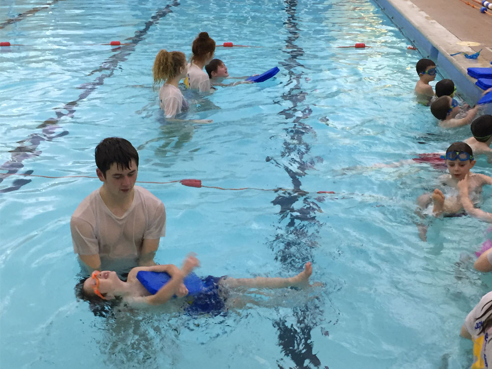 children's swimming lesson in st albans